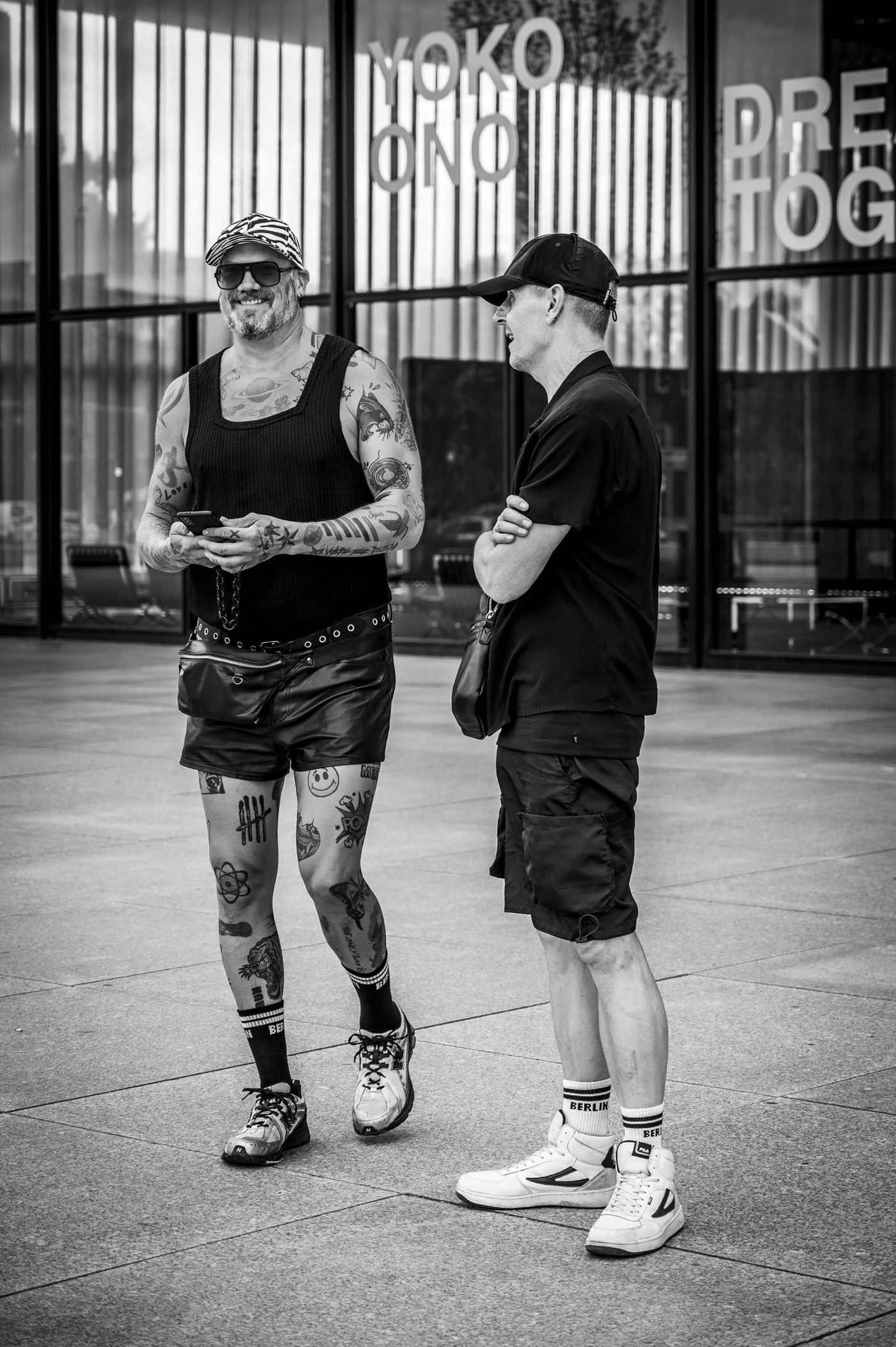 Männer mit Käppi - Berlin 2025