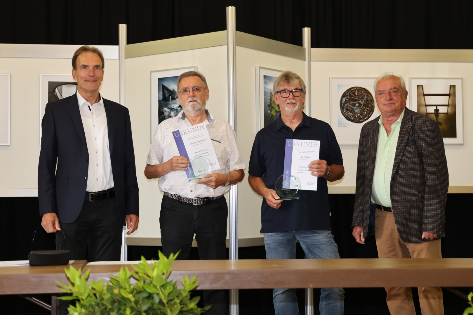 Bayerischer Löwe montiert in Bronze für Karl Eißner und Johannes Heumann