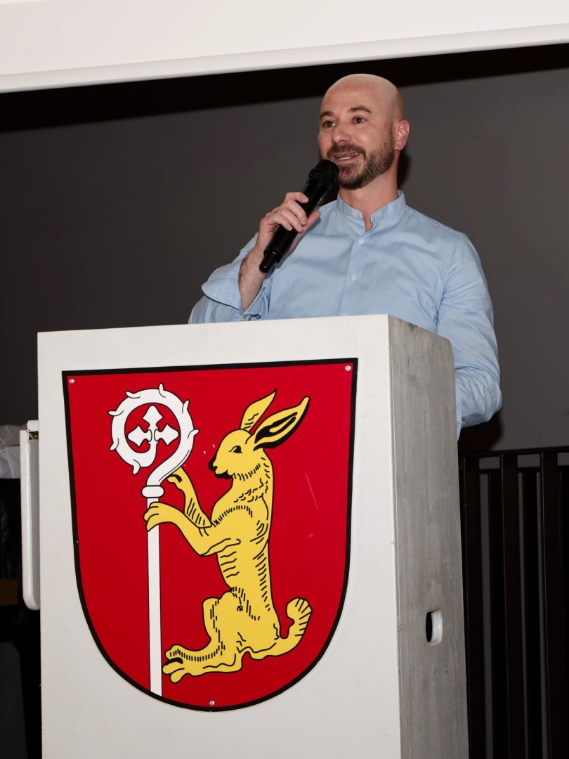 Grußwort von Patrick Peters, dem Ersten Bürgermeister der Stadt Herrieden